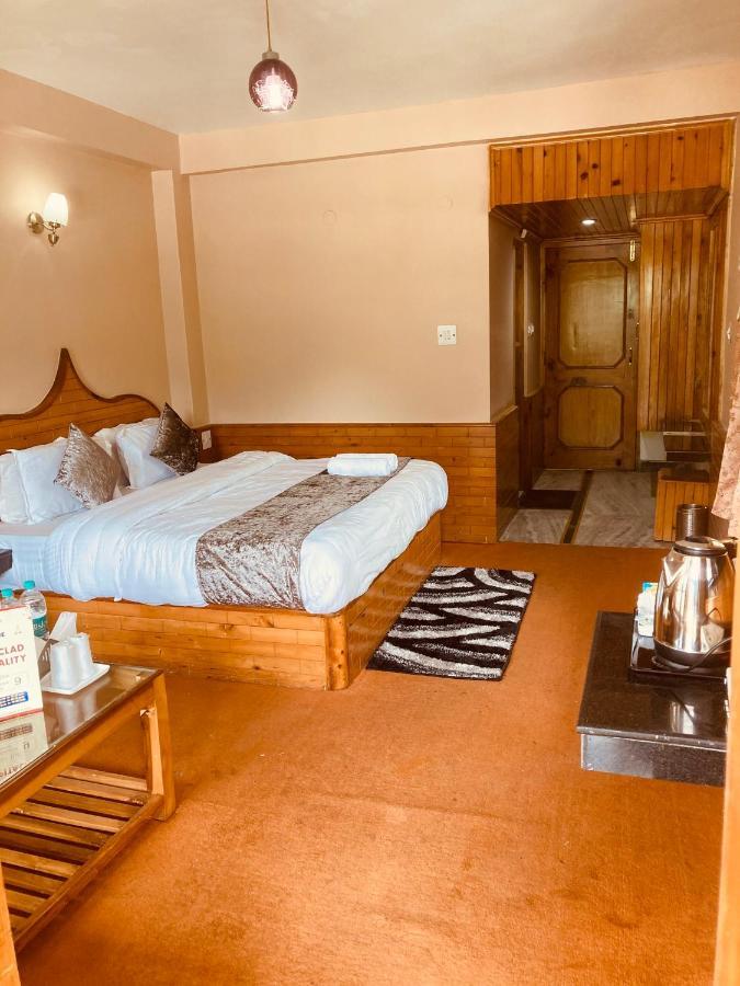 Riverpark Resort,